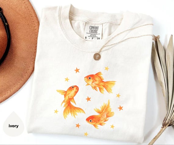 Goldfish T-Shirt, Star Aesthetic, Cute T-Shirt, Beachy Shirt, Grunge Y2K Tee, Cool Vintage Retro T-Shirt Gift, Comfort Colors Unisex T-Shirt