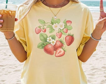 Vintage Strawberry Shirt Comfort Color®, Retro Strawberry Plant Botanical Shirt, Cottagecore Berry Fruit Shirt, Nature Shirt, Gardener Gift