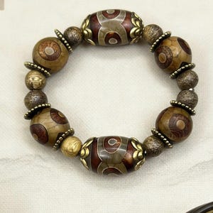 Bracciale Tibetano Buddha Con Perline Rudraksha 20mm – Elastico Taglia Unica – Preghiera E Yoga - 3