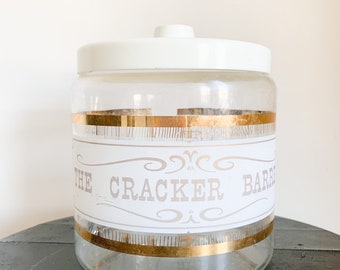 Vintage 1960s Pyrex Cracker Glass Container (oven safe)