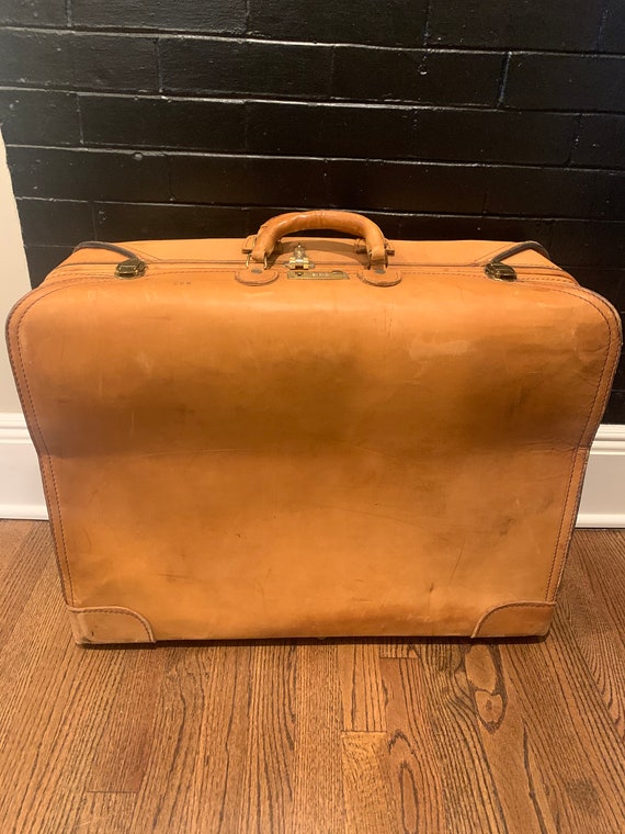 Presto Leather Suitcase