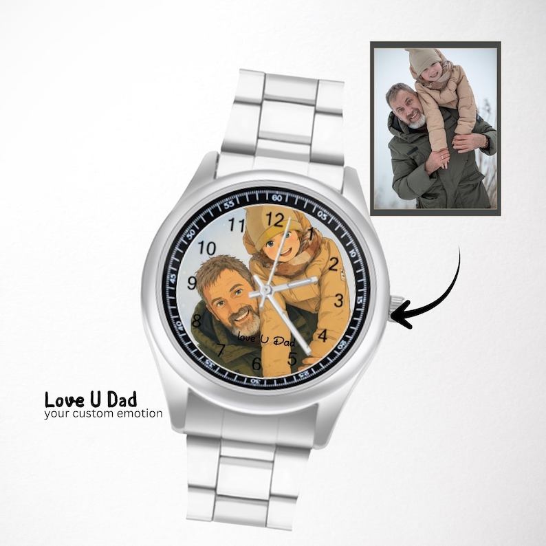 Puede incluir: Un reloj de pulsera anal&oacute;gico plateado con una ilustraci&oacute;n personalizada de una persona cargando a un ni&ntilde;o sobre sus hombros en la esfera. La esfera incluye n&uacute;meros y manecillas negras. Una peque&ntilde;a foto insertada muestra la imagen original.