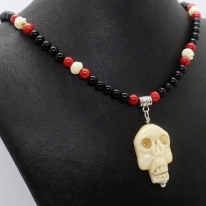 Bone Skull Obsidian Coral Pendant Necklace Halloween Goth Jewelry