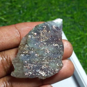 Mini Star Flash Iolit Solstensplatta Cabochon, Handgjord Lös Ädelsten (84 Cts, 52X34X7mm) #j-77