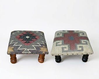 Handmade Kilim Footrest - Vintage Wool Jute Ottoman - Small Bohemian Footstool for Living Room - Ethnic Home Decor - Rustic Wood Leg Pouf