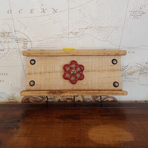 Rustic Key Hook with Reclaimed Pallet Wood