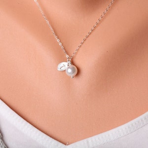 Leaf Initial pearl necklace,mongoram tag necklace,Leaf Jewelry,feather initial,Bridal Wedding jewelry,bridesmaid gift,custom jewelry card