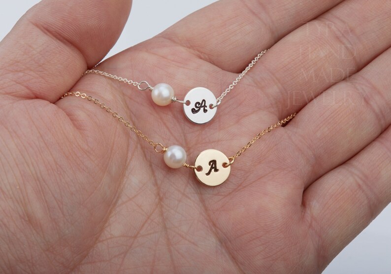 Bridesmaid Gifts,Initial pearl Bracelet,Pearl bracelet,gift for mom,mother bracelet,personalized monogram bracelet image 2