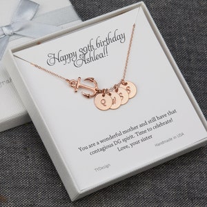 Collar de ancla lateral, collar de ancla de la esperanza, collar inicial personalizado estampado a mano, ancla de los marineros, joyería de la boda, regalos de la dama de honor, fuerza