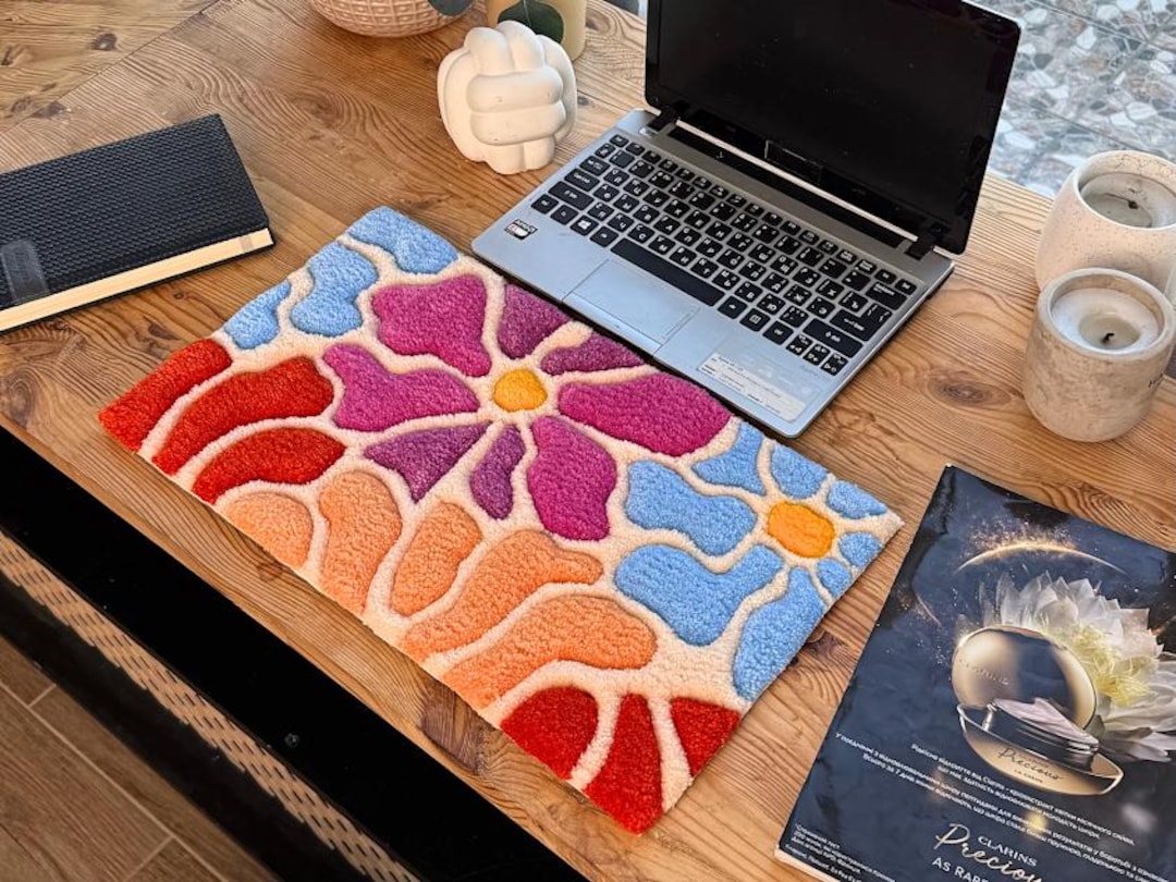 Desk Rug Pattern Handmade Tufted Keyboard Rug, Wrist Rest Desk Pad, Colorful Floral Desk ...