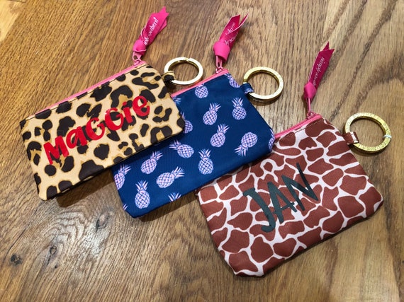 Keychain ID Holder Wallet - PERSONALIZED Giraffe - Leather Keychain ID Holder Wallet - PERSONALIZED Giraffe - Leather