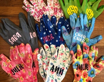 personalized garden gloves- Garden gloves- gardening gloves- gift for her-teacher gift- garden lovers gift- gardener gift