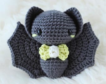 Baby Fledermaus Amigurumi Häkelanleitung | Anfängerfreundliches Halloween Spielzeug (PDF Download)