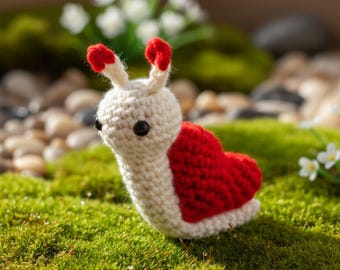 Snail Crochet Pattern | Heart Shell Amigurumi (PDF Pattern with Video Guide)
