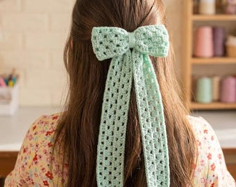 Schema per fiocco per capelli lungo all'uncinetto / Tutorial per fermaglio per capelli in pizzo stile vintage / Schema per fermaglio per capelli all'uncinetto per principianti con video guida / Fiocco fai da te