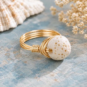 Bague en pierre de lave faite main - Bague avec fil métallique rempli d'or jaune ou rose - Taille 4-14