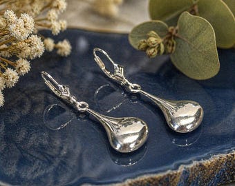 Sterling Silver Water Drop Dangle Earrings - Lever Back - Vintage/Pre-owned