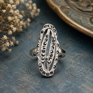Elongated Marcasite Sterling Silver Ring: Art Deco Style Pointer Finger Ring- Size 6.75 - Vintage/Pre-owned