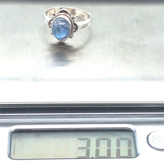 Oval Labradorite Sterling Silver Ring- Pre-Owned- Size 7.75 - Vintage/Pre-owned View 6