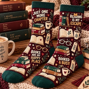 Meias divertidas para amantes de livros, modelo cano médio, com tema de leitura, modelo 2026. Presente engraçado para mães, esposas e mulheres leitoras, apaixonadas por livros e bibliotecas.
