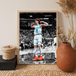 Biographie de LaMelo Ball, statistiques, faits saillants de sa carrière et star du jeu NBA