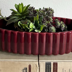 Vintage Haeger Fluted Oval Planter – Ruby Red Ceramic Console Centerpiece Mid Century Decor
