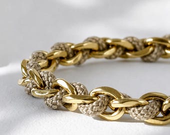 Adjustable paracord bracelet, minimalist women's jewelry, cord bracelet with 14k PVD gold plating, waterproof modern bracelet with engraving