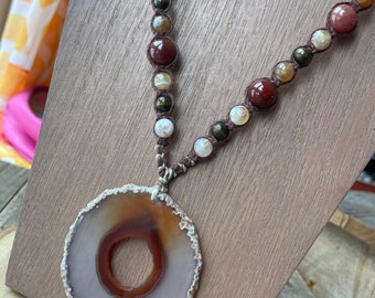 Macrame Knotted Agate Slice Necklace