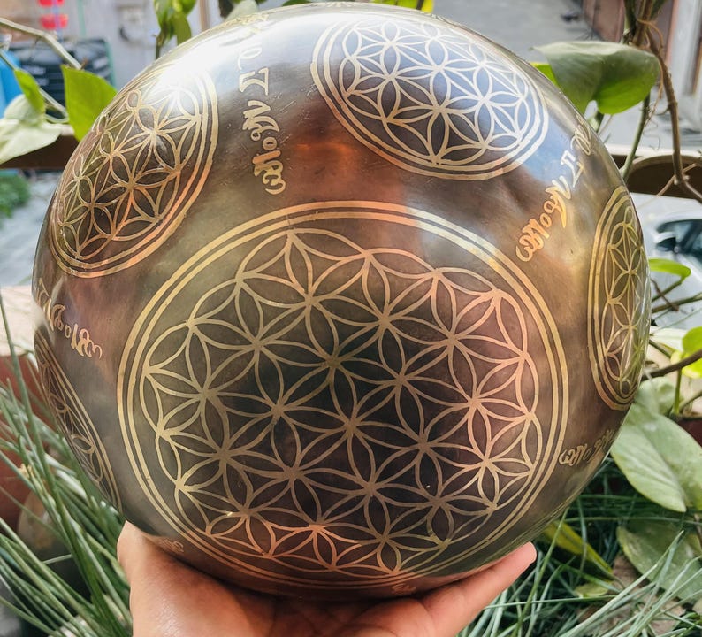 flower of life carving singing bowl
yoga meditation bowl
sound therapy bowl
chakra balancing bowl
mindfulness singing bowl