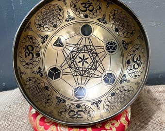 8-12" Handmade Tibetan Singing Bowl - Sacred Geometry & Seven Chakra Etched - Sound Healing Meditation Therapy