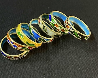 Vintage 1970s Chinese Cloisonné Filigree Ring - Handmade Gold Plated, Complex Craft Collectible, Gift for Her Cultural Charm
