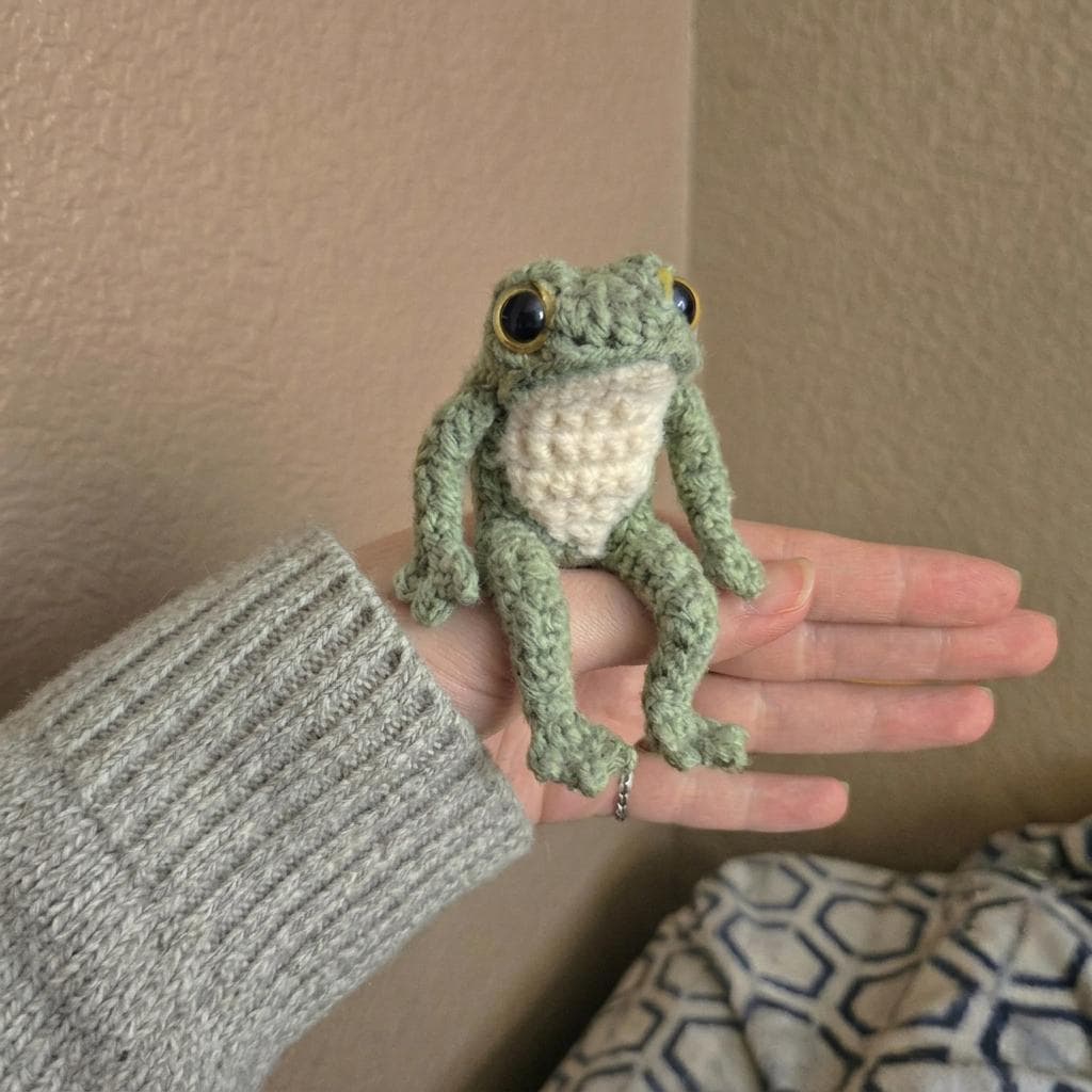 30 Tiny Amigurumi Patterns to Crochet, From Cats and Frogs to Mini Bundles 9 Frog Crochet Pattern
