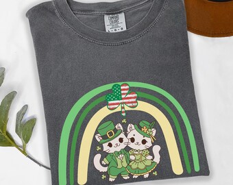 St Patrick’s Day Cat Shirt | Irish Lucky Shamrock T-Shirt for Cat Lovers | Unisex Comfort Colors Tee