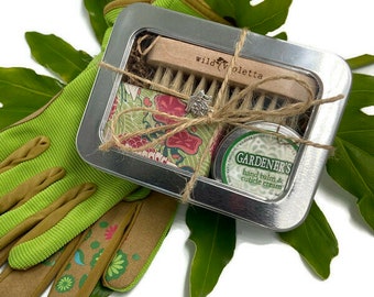 Gardener's Gift Tin and Women's Gardening Gloves / Gift for Herbalists and Plant Moms