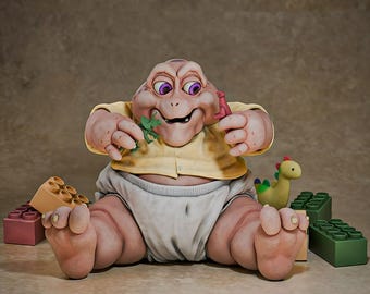 Fichier impression 3D Sinclair bébé | Figurine imprimable 3D de série télévisée de dinosaures | Modèle de collection rétro | Téléchargement numérique