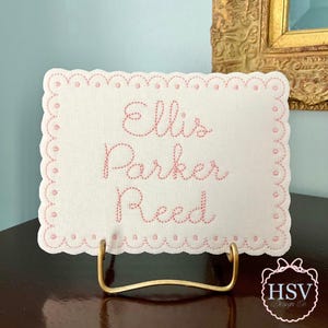 ITH Heirloom French Knot Scalloped Name Plate Embroidery Design | 5x7 or 6x10 Hoop