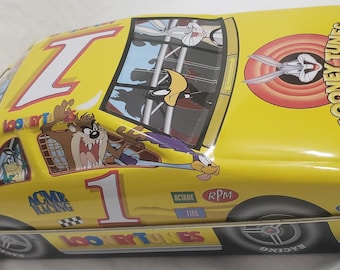 Vintage Collectible Tin Bundle: 1998 Looney Tunes Racing and 1996 M&M's Christmas Village