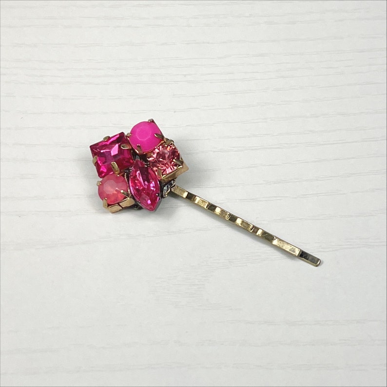 Gem Cluster Jeweled Bobby Pin in Pinks image 9