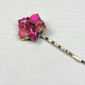Gem Cluster Jeweled Bobby Pin in Pinks