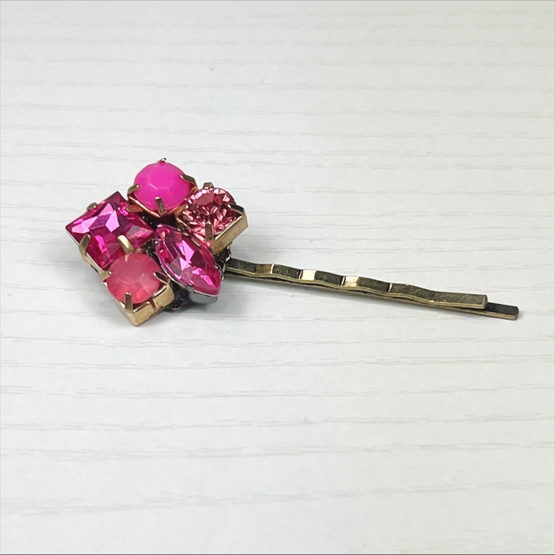 Gem Cluster Jeweled Bobby Pin in Pinks image 6