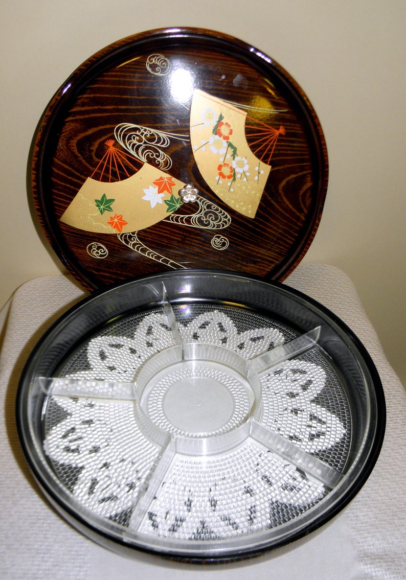 Retro Sonic Woodgrain Lazy Susan