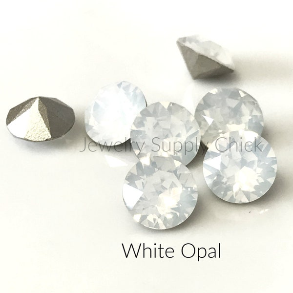 White Opal  39ss chaton Preciosa Maxima 8mm