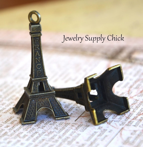 Eiffel Tower charm pendant - antique brass (2)