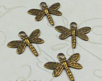 Dragonfly Charm brass ox (x6)