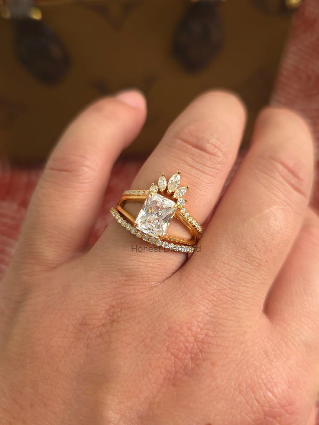 Radiant Cut Solitaire Bridal Set, Split Shank Engagement Ring With ...