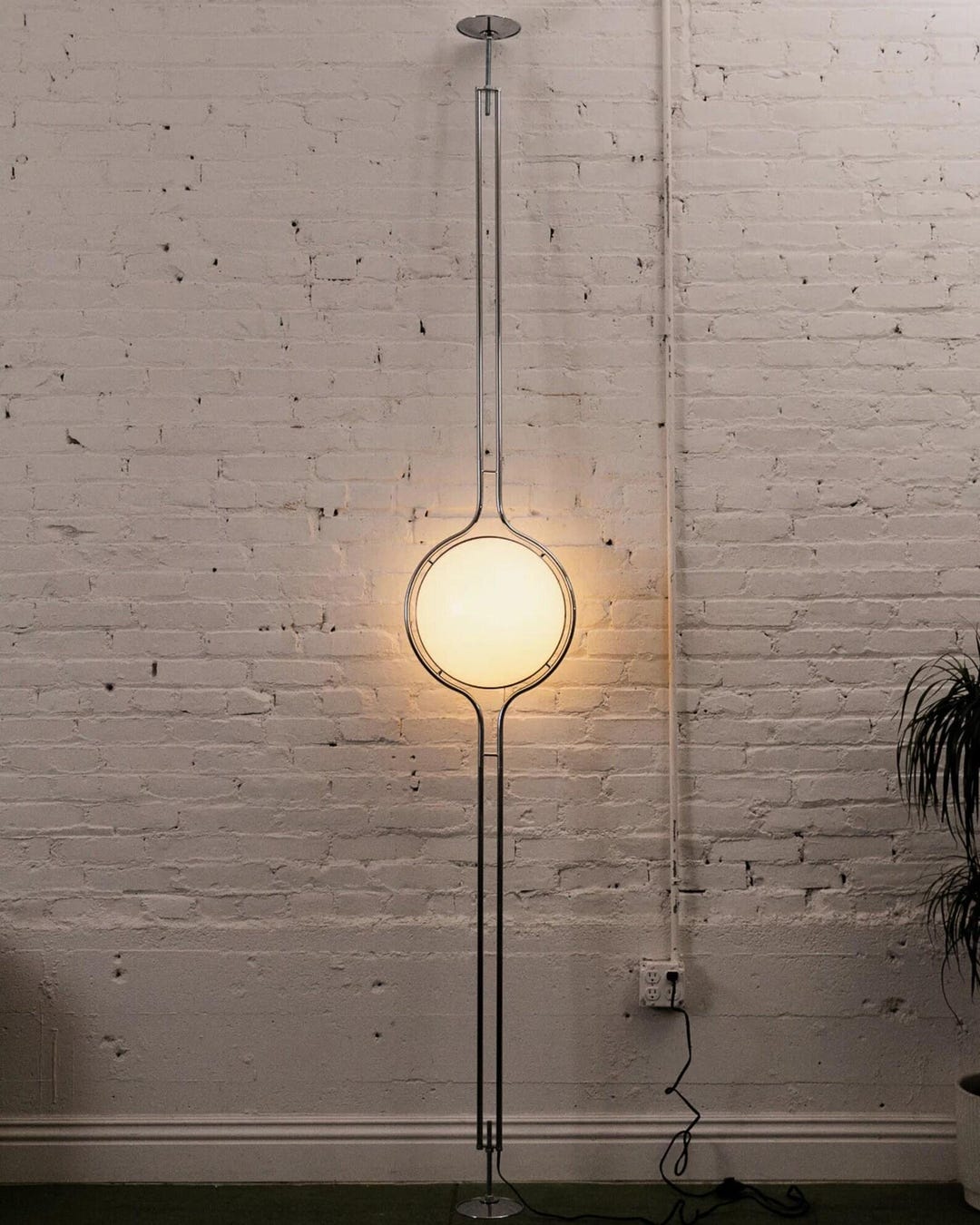 Zuru Floor to Ceiling Lamp, Adjustable Height, Stainless Steel