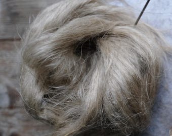 100g Natural Raw Flax ready for felting .