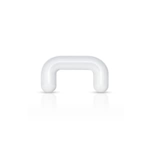 Puede incluir: Anillo de septum de plástico blanco sin costuras.
