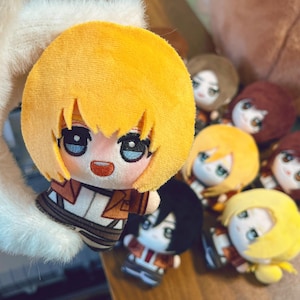Attack on Titan 10cm plushies Levi Eren Mikasa Armin Hange Annie Ymir Historia Erwin Sasha, Anime fans gift, plush toys, handmade plushies bild 5