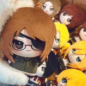 Attack on Titan 10cm plushies Levi Eren Mikasa Armin Hange Annie Ymir Historia Erwin Sasha, Anime fans gift, plush toys, handmade plushies bild 7